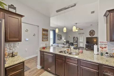 Kitchen - 5595 Blue Sky Ct, Milton, FL 32583 photo 6 of 7