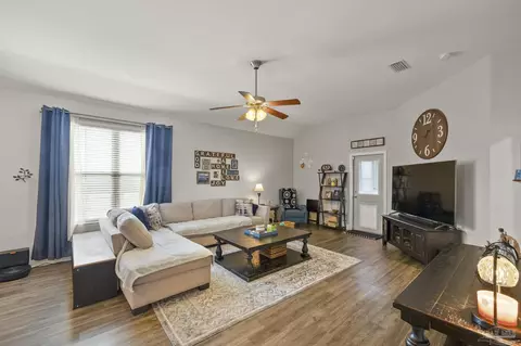Living - 5595 Blue Sky Ct, Milton, FL 32583 photo 3 of 4