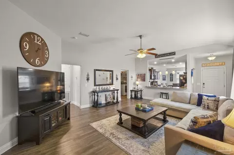 Living - 5595 Blue Sky Ct, Milton, FL 32583 photo 4 of 4