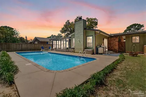 5790 San Gabriel Dr, Pensacola, FL 32504