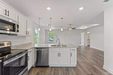 Kitchen - 2946 N 10th Ave, Milton, FL 32583 photo 3 of 5