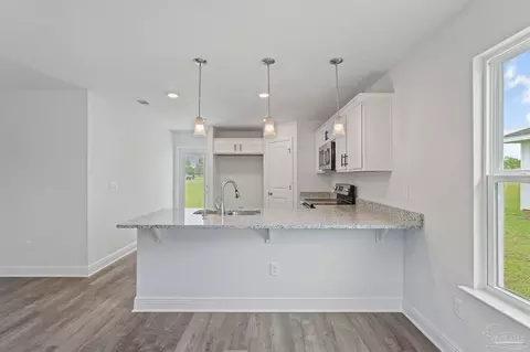 Kitchen - 2946 N 10th Ave, Milton, FL 32583 photo 4 of 5