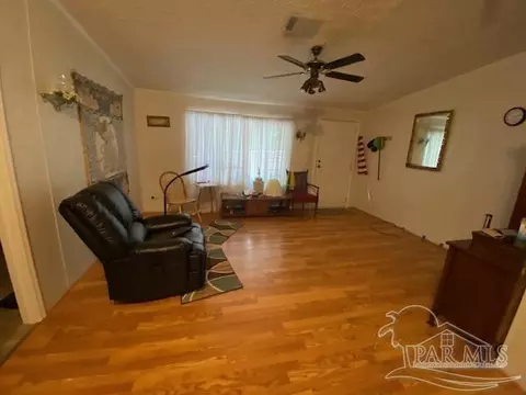 3980 Charles Cir, Pace, FL 32571 photo 9