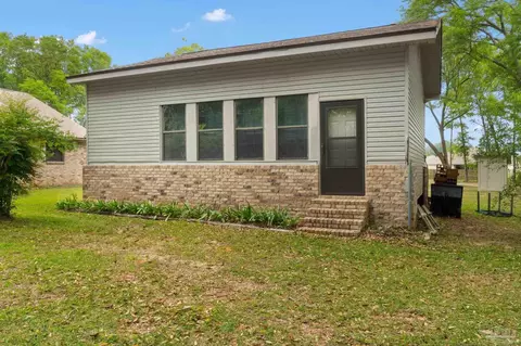 Exterior - 5522 Chipper Ln, Pace, FL 32571 photo 11 of 14