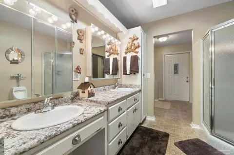 Bath - 5522 Chipper Ln, Pace, FL 32571 photo 1 of 4
