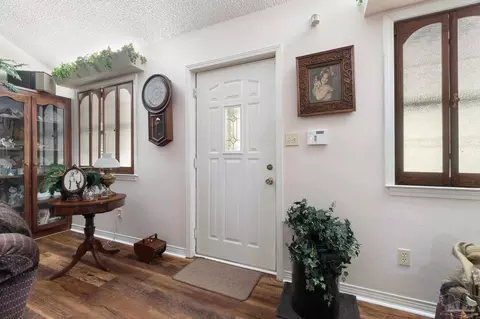Entry Way - 5522 Chipper Ln, Pace, FL 32571 photo 1 of 2
