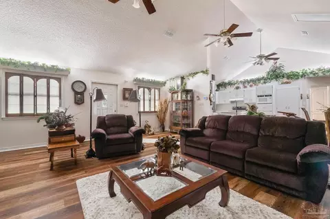 Living - 5522 Chipper Ln, Pace, FL 32571 photo 3 of 4