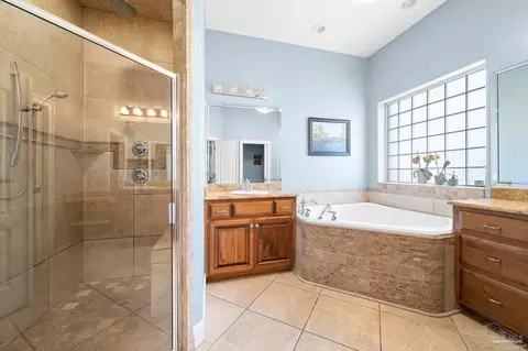 Bath - 5952 Cromwell Dr, Pace, FL 32571 photo 1 of 5