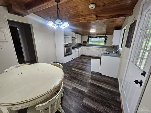 4292 5th Ave, Pace, FL 32571 photo 9