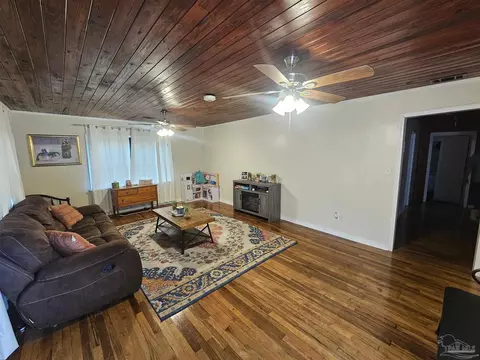 4292 5th Ave, Pace, FL 32571 photo 4