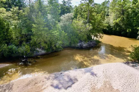 1617 Christmas Tree Rd, Milton, FL 32570 photo 2