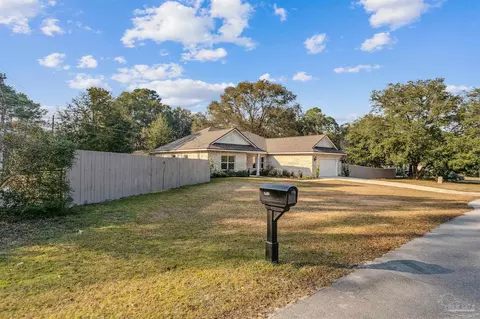 5124 Dunedin St, Crestview, FL 32539 photo 3