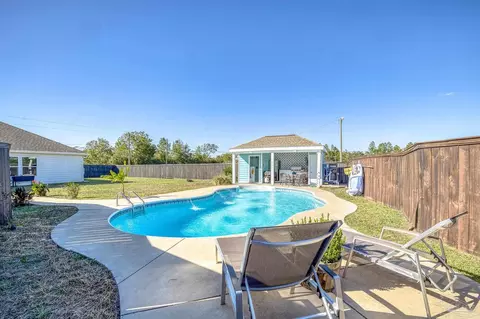 Exterior - 546 Griswold Rd, Jay, FL 32565 photo 3 of 6