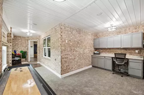 Kitchen - 546 Griswold Rd, Jay, FL 32565 photo 7 of 7