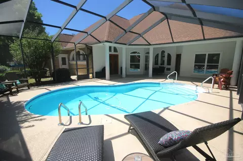 Exterior - 2967 Greystone Dr, Pace, FL 32571 photo 6 of 10