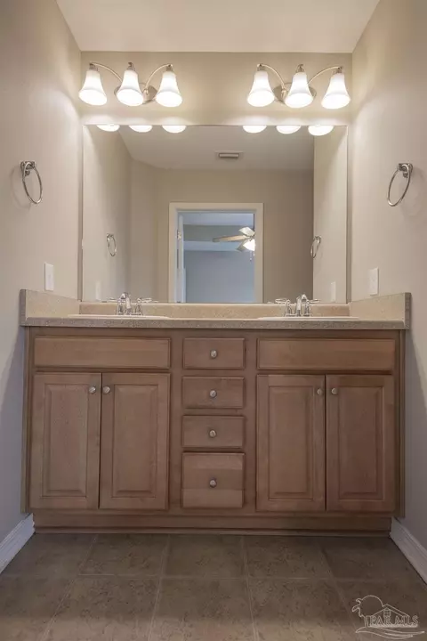 Bath - 5789 Corkscrew Ct, Pace, FL 32571 photo 1 of 3