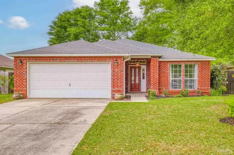 125 Millet Cir, Cantonment, FL 32533