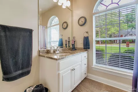 Bath - 2942 Greystone Dr, Pace, FL 32571 photo 6 of 8