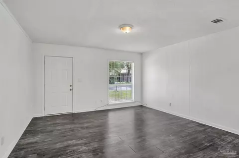 4745 Frontier Rd, Pace, FL 32571 photo 3