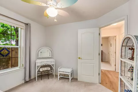 Bedroom - 5400 Hamilton Ln, Pace, FL 32571 photo 6 of 10