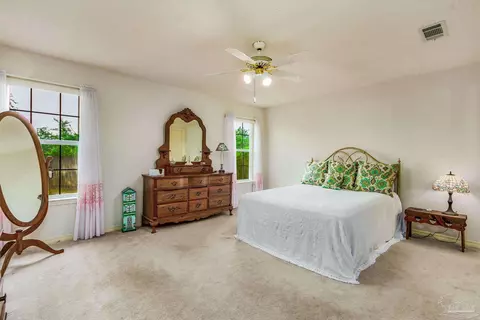 Bedroom - 5400 Hamilton Ln, Pace, FL 32571 photo 1 of 10