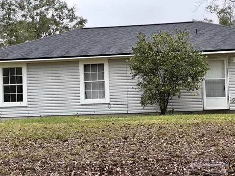 Exterior - 2720 Victor Rd, Mcdavid, FL 32568 photo 4 of 13