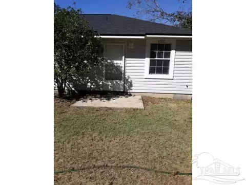 Exterior - 2720 Victor Rd, Mcdavid, FL 32568 photo 10 of 13