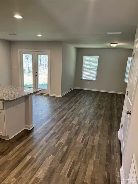 Kitchen - 4300 Hollandtown Church Rd, Pace, FL 32571 photo 2 of 2