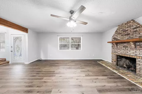 3140 Oakview Dr, Milton, FL 32583 photo 8