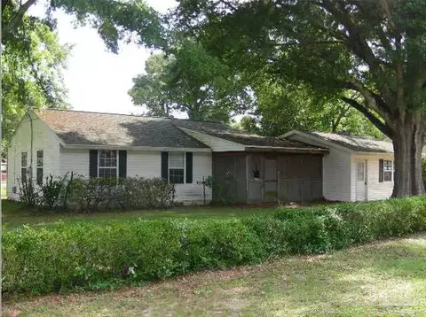 103 Alice St, Pensacola, FL 32505