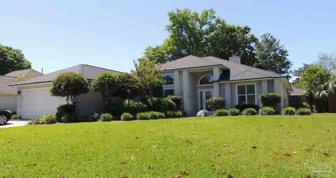 3901 Leesway Cir, Pensacola, FL 32504