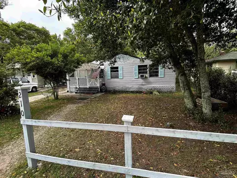 210 Frisco Rd, Pensacola, FL 32507