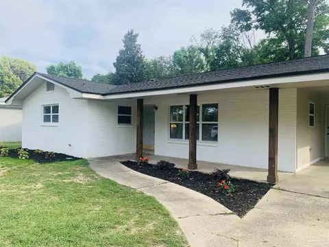 3925 Tom Lane Dr, Pensacola, FL 32504