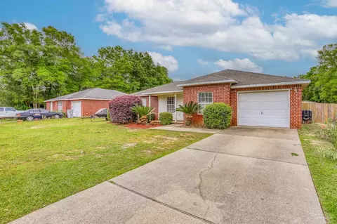 5355 Barcelona St, Pace, FL 32571