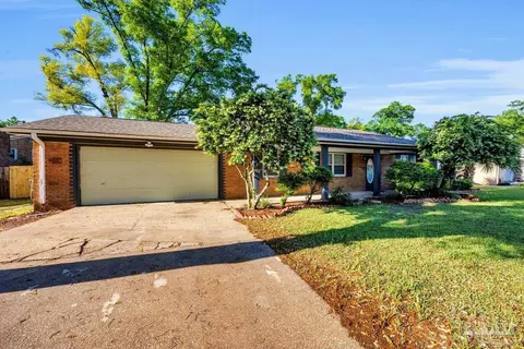 6819 Derwent Cir, Pensacola, FL 32506