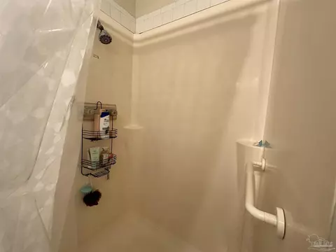 Bath - 3645 Diamond St Apt Ab 4236 A #A,B, 4236 A, Pace, FL 32571 photo 2 of 12