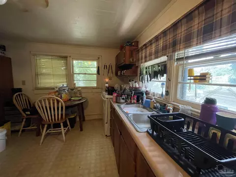 Kitchen - 3645 Diamond St Apt Ab 4236 A #A,B, 4236 A, Pace, FL 32571 photo 6 of 10