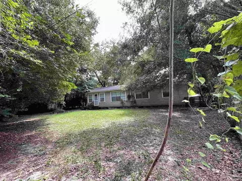 Exterior - 3645 Diamond St Apt Ab 4236 A #A,B, 4236 A, Pace, FL 32571 photo 7 of 12