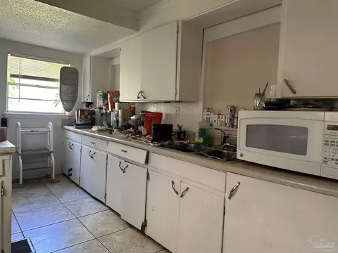 Kitchen - 3645 Diamond St Apt Ab 4236 A #A,B, 4236 A, Pace, FL 32571 photo 1 of 10