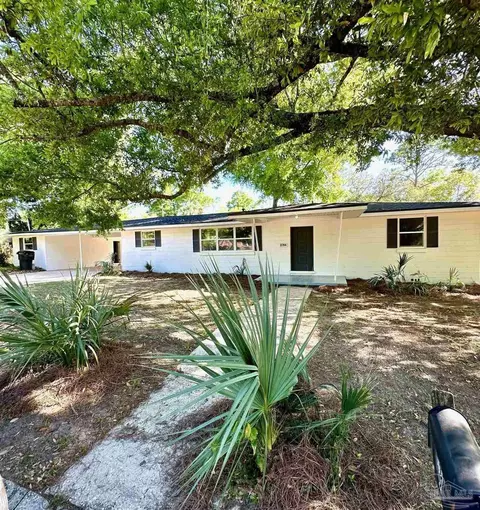 2784 Logan Dr, Pensacola, FL 32503