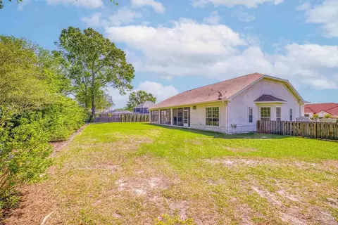 Exterior - 3063 Cobblestone Dr, Pace, FL 32571 photo 12 of 15