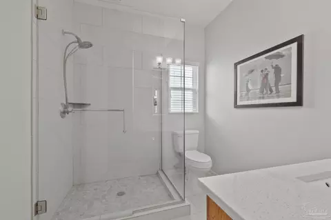 Bath - 3063 Cobblestone Dr, Pace, FL 32571 photo 3 of 5