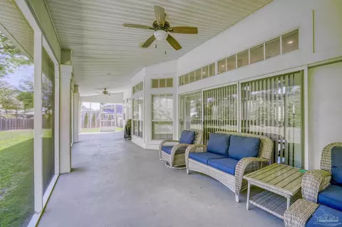 Exterior - 3063 Cobblestone Dr, Pace, FL 32571 photo 6 of 15