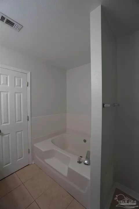 Bath - 4801 Carlyn Dr, Pace, FL 32571 photo 3 of 3