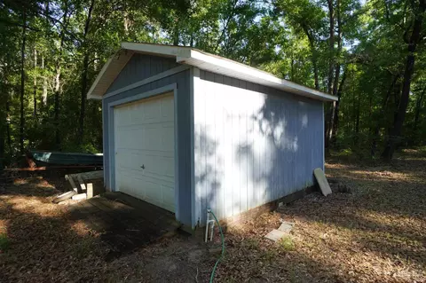Exterior - 4801 Carlyn Dr, Pace, FL 32571 photo 6 of 12