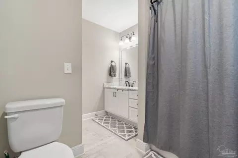 Bath - 5581 Dunridge Dr, Pace, FL 32571 photo 3 of 7