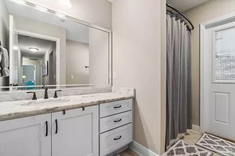 Bath - 5581 Dunridge Dr, Pace, FL 32571 photo 2 of 7