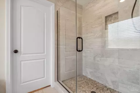Bath - 5581 Dunridge Dr, Pace, FL 32571 photo 6 of 7