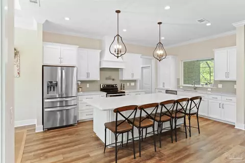 Kitchen - 2874 Diamond Creek Dr, Pace, FL 32571 photo 3 of 6
