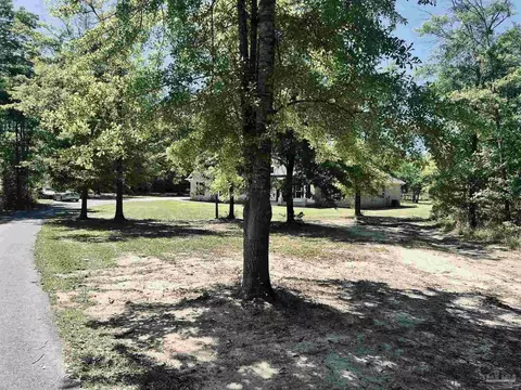 Exterior - 2874 Diamond Creek Dr, Pace, FL 32571 photo 3 of 17